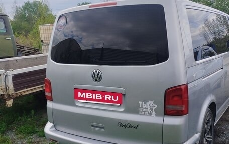 Volkswagen Caravelle T5, 2011 год, 1 100 000 рублей, 3 фотография