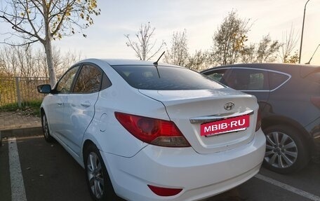 Hyundai Solaris II рестайлинг, 2012 год, 510 000 рублей, 3 фотография