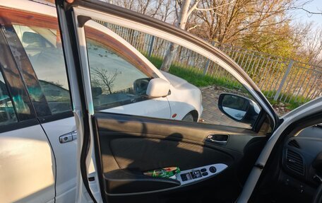 Hyundai Solaris II рестайлинг, 2012 год, 510 000 рублей, 16 фотография