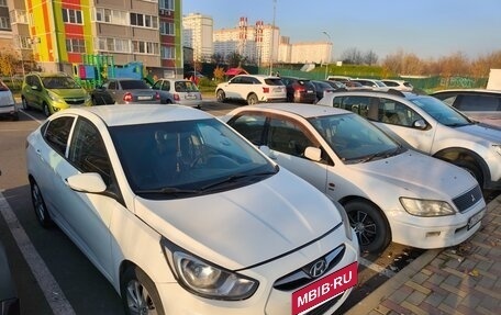 Hyundai Solaris II рестайлинг, 2012 год, 510 000 рублей, 4 фотография