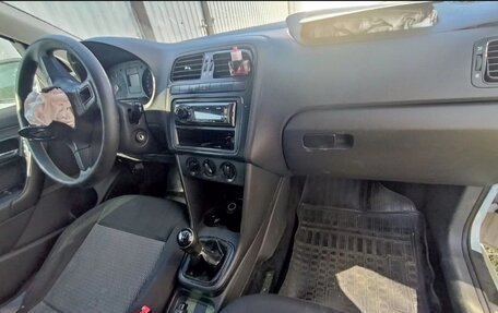 Volkswagen Polo VI (EU Market), 2012 год, 230 000 рублей, 2 фотография