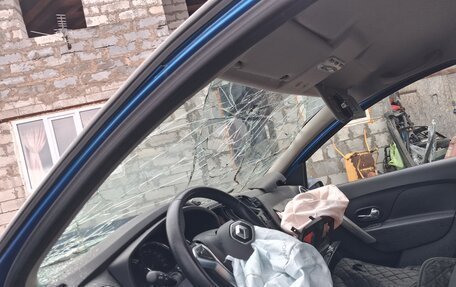 Renault Sandero II рестайлинг, 2019 год, 250 000 рублей, 4 фотография