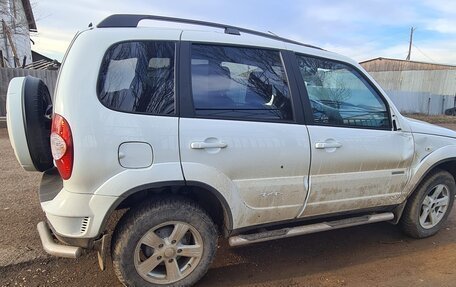 Chevrolet Niva I рестайлинг, 2017 год, 400 000 рублей, 4 фотография