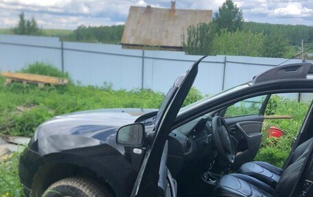 Renault Duster I рестайлинг, 2017 год, 650 000 рублей, 4 фотография