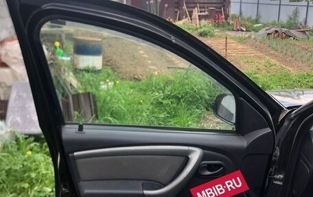 Renault Duster I рестайлинг, 2017 год, 650 000 рублей, 22 фотография