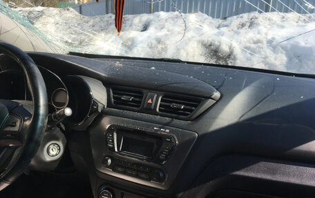 KIA Rio III рестайлинг, 2015 год, 400 000 рублей, 8 фотография