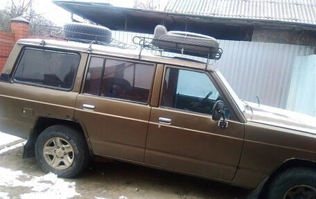 Nissan Patrol, 1988 год, 270 000 рублей, 2 фотография