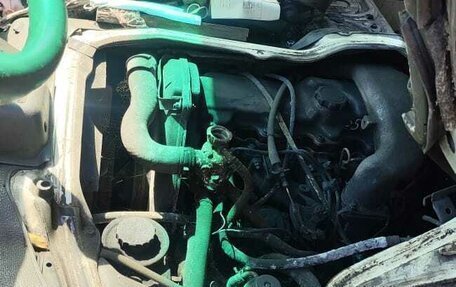 Toyota HiAce H100, 2002 год, 332 000 рублей, 11 фотография