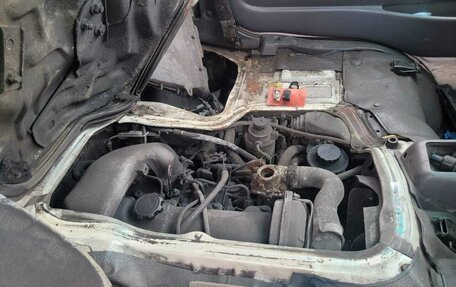 Toyota HiAce H100, 2002 год, 332 000 рублей, 12 фотография