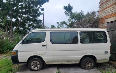 Toyota HiAce H100, 2002 год, 332 000 рублей, 7 фотография