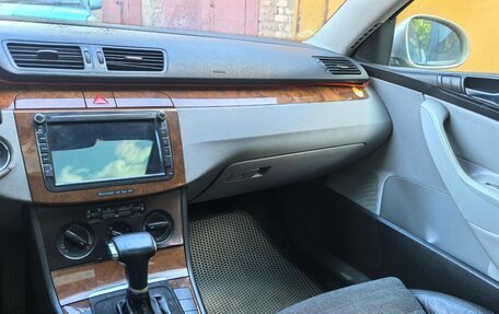 Volkswagen Passat B6, 2005 год, 225 000 рублей, 3 фотография