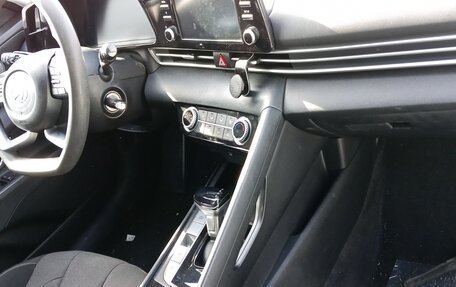 Hyundai Elantra, 2023 год, 1 084 500 рублей, 4 фотография