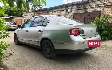 Volkswagen Passat B6, 2005 год, 225 000 рублей, 2 фотография