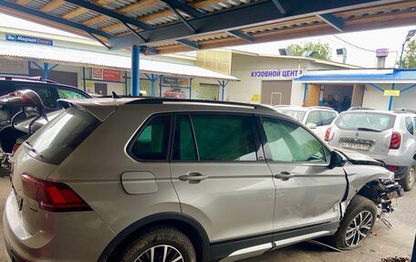 Volkswagen Tiguan II, 2018 год, 1 800 000 рублей, 3 фотография