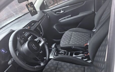 KIA Rio IV, 2018 год, 1 250 000 рублей, 3 фотография