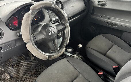 Mitsubishi Colt VI рестайлинг, 2006 год, 200 000 рублей, 6 фотография