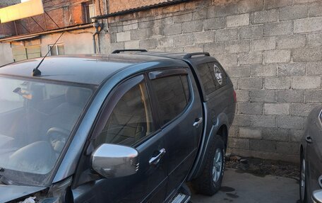 Mitsubishi L200 IV рестайлинг, 2007 год, 550 000 рублей, 2 фотография