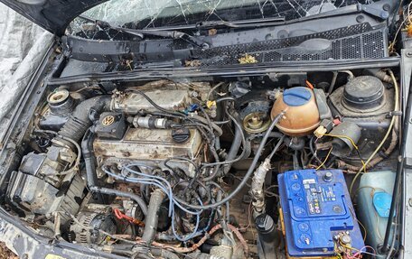 Volkswagen Vento, 1993 год, 120 000 рублей, 3 фотография