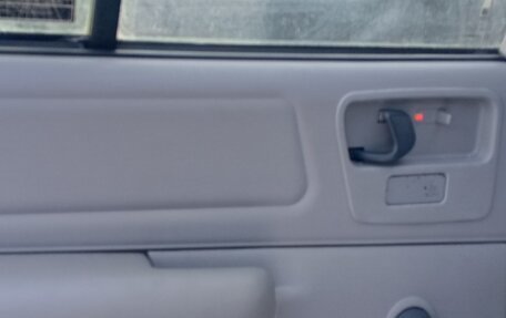 Chevrolet Blazer II рестайлинг, 1998 год, 250 000 рублей, 4 фотография