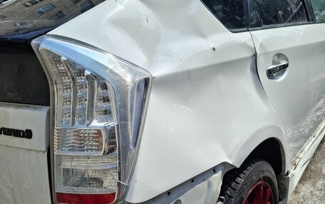 Toyota Prius, 2011 год, 380 000 рублей, 21 фотография