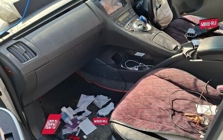 Toyota Prius, 2011 год, 380 000 рублей, 19 фотография