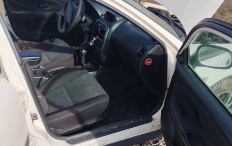 Mitsubishi Carisma I, 2000 год, 50 000 рублей, 2 фотография