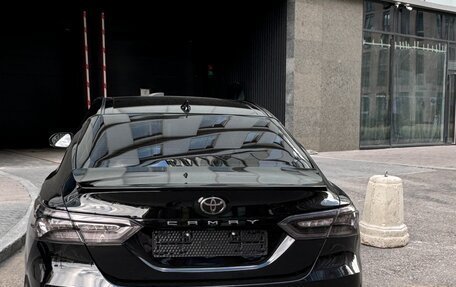 Toyota Camry, 2021 год, 3 450 000 рублей, 6 фотография