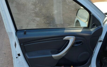 Renault Logan I, 2011 год, 190 000 рублей, 6 фотография