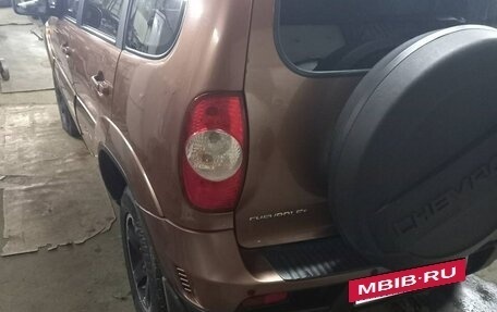 Chevrolet Niva I рестайлинг, 2017 год, 450 000 рублей, 3 фотография