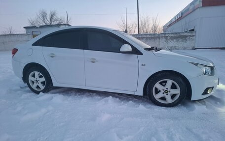Chevrolet Cruze II, 2010 год, 650 000 рублей, 14 фотография