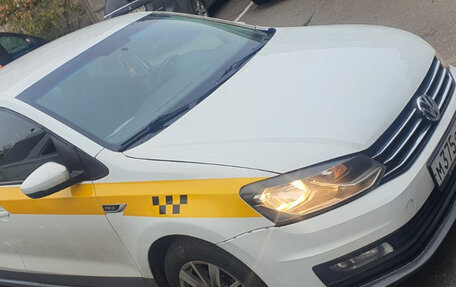 Volkswagen Polo VI (EU Market), 2019 год, 695 000 рублей, 3 фотография