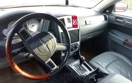 Chrysler 300C II, 2007 год, 400 000 рублей, 9 фотография