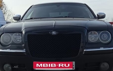 Chrysler 300C II, 2007 год, 400 000 рублей, 2 фотография