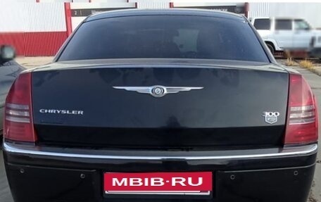 Chrysler 300C II, 2007 год, 400 000 рублей, 5 фотография