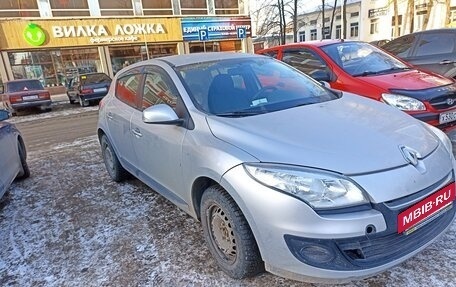Renault Megane III, 2014 год, 330 000 рублей, 2 фотография