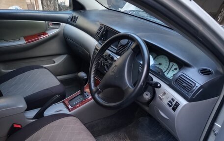 Toyota Corolla, 2002 год, 300 000 рублей, 6 фотография