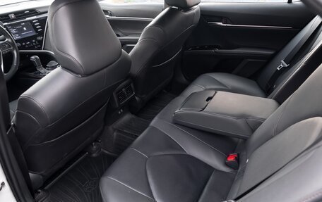 Toyota Camry, 2021 год, 3 000 000 рублей, 6 фотография