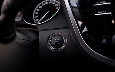 Toyota Camry, 2021 год, 3 000 000 рублей, 12 фотография