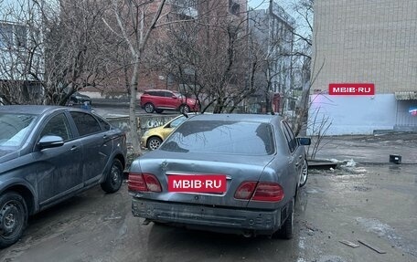 Mercedes-Benz E-Класс, 1997 год, 170 000 рублей, 2 фотография