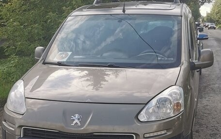 Peugeot Partner II рестайлинг 2, 2012 год, 575 000 рублей, 2 фотография