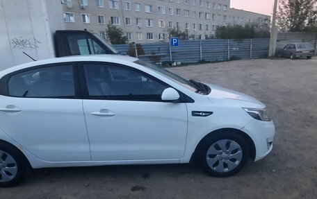 KIA Rio III рестайлинг, 2014 год, 350 000 рублей, 3 фотография