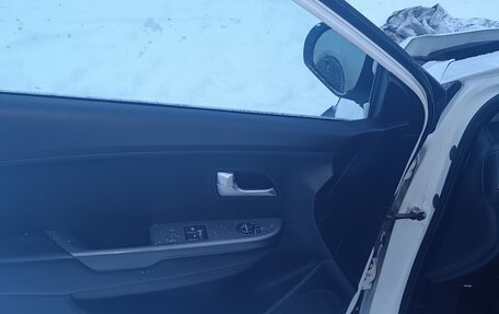 KIA Rio III рестайлинг, 2014 год, 350 000 рублей, 11 фотография