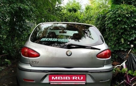 Alfa Romeo 147 I рестайлинг, 2002 год, 320 000 рублей, 3 фотография