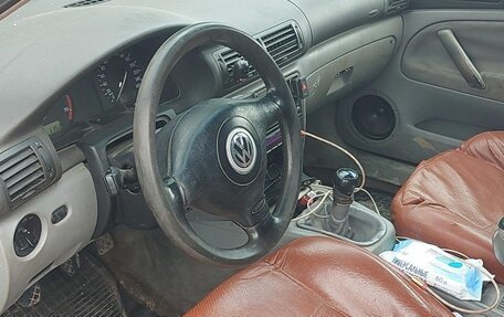 Volkswagen Passat B5+ рестайлинг, 1997 год, 115 000 рублей, 3 фотография