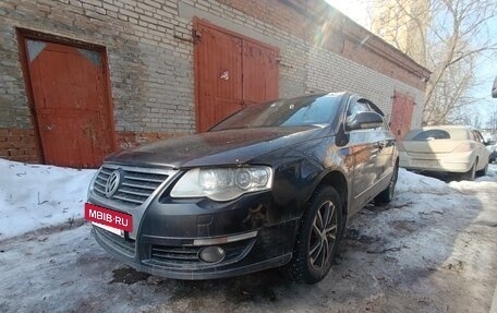 Volkswagen Passat B6, 2007 год, 315 000 рублей, 2 фотография