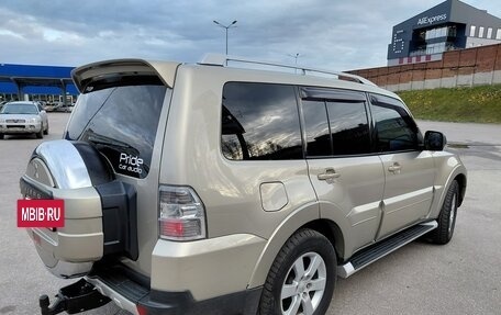 Mitsubishi Pajero IV, 2008 год, 1 690 000 рублей, 3 фотография