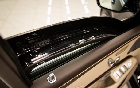 Mercedes-Benz Maybach S-Класс, 2015 год, 22 000 000 рублей, 16 фотография