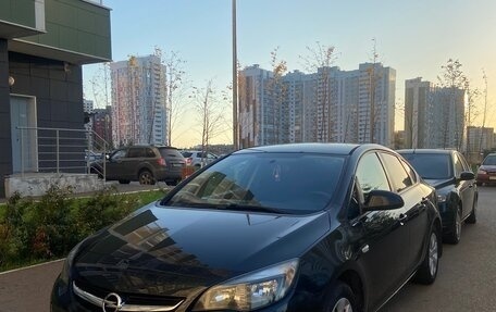 Opel Astra J, 2014 год, 750 000 рублей, 3 фотография