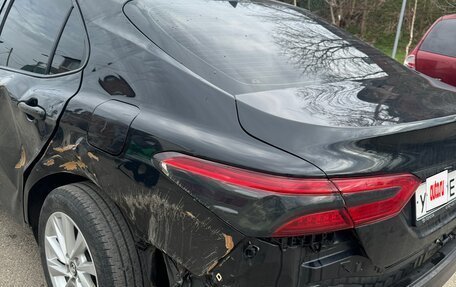 Toyota Camry, 2022 год, 2 100 000 рублей, 6 фотография