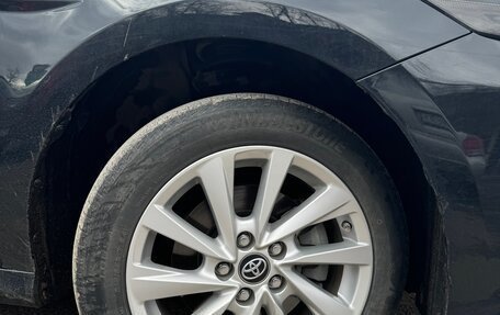 Toyota Camry, 2022 год, 2 100 000 рублей, 13 фотография